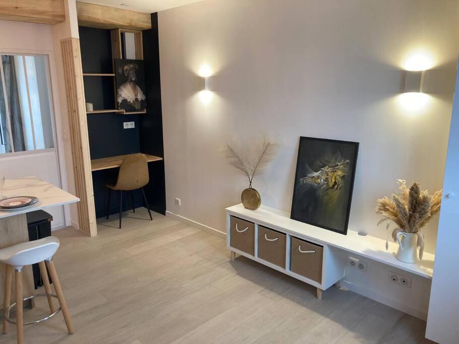 Appartement Centre Ville Quimper Avec Terrasse Экстерьер фото
